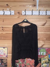 Black Crotchted Label Lab