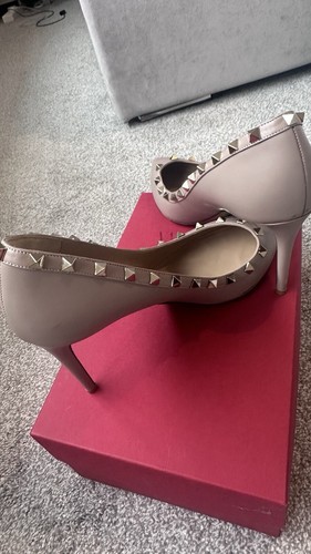 Valentino garavani rockstud - valentino,
