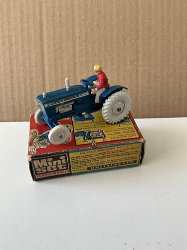 Britains mini set 1101 ford - mini, no.1101