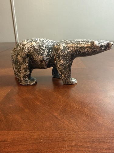 Signed bear inuit - signed,