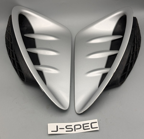 Toyota mr2 side vents silver - toyota,