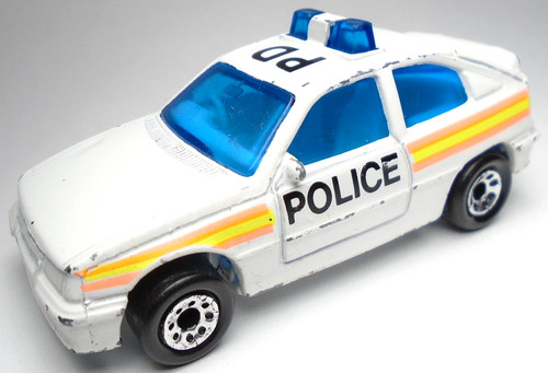1990s matchbox vauxhall astra - matchbox,