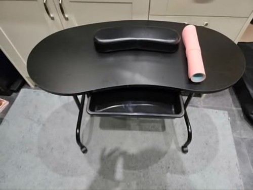 Portable manicure table - portable,