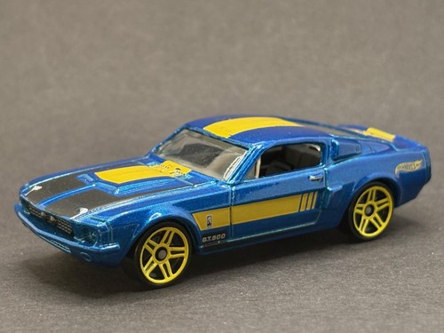 Hot wheels ford - hot,