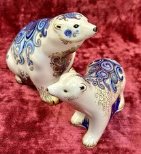 A Super Pair Of Royal Crown