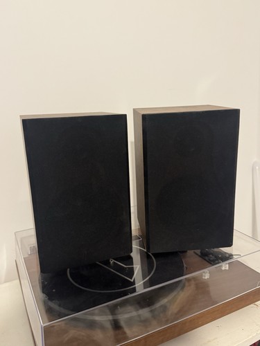 1byone 18w bookshelf - 2x,