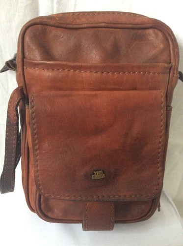 The bridge travel wallet with - bridge,