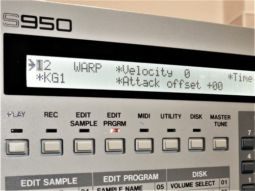 High contrast display for akai - high,