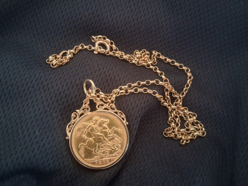 Full gold sovereign - sovereign, in