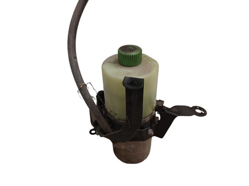 Volkswagen polo steering pump - volkswagen,