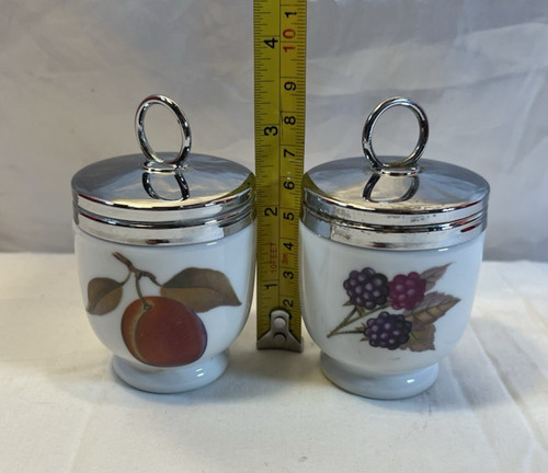 Royal worcester porcelain - royal,