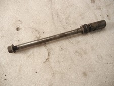 HONDA GL500 GL650 SILVERWING REAR WHEEL SPINDLE AXLE GL 500 SILVER WING