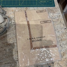 Laura Ashley Pillow Case X2