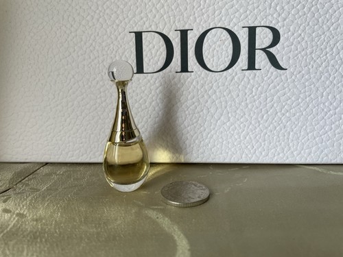 Dior adore or essence - l’or,