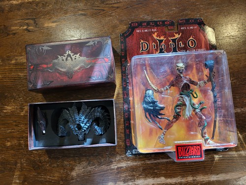 Diablo unraveler figure with - 2,