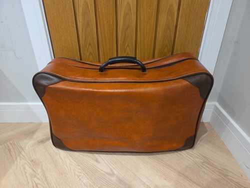 Vintage brown leather suitcase - brown,