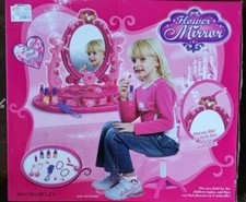 Brand New Beautiful Girl Deluxe Girls Vanity Dressing Table Pretend Play Set
