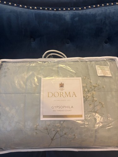 Dorma bedspread gypsophila
