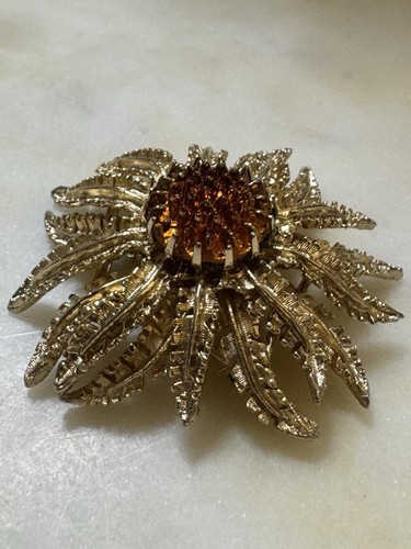 Vintage sunflower brooch - sunflower,