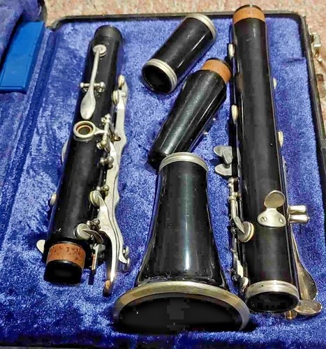 Vintage bundy clarinet - bundy,