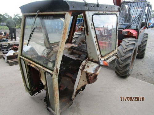 For david brown - 1210,1212, cab