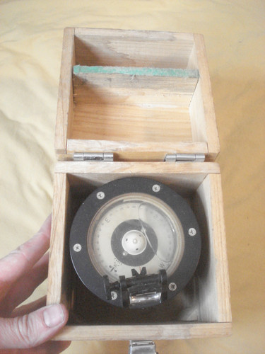 Vintage saura hand bearing - saura,