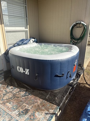 Inflatable square hot tub - square,