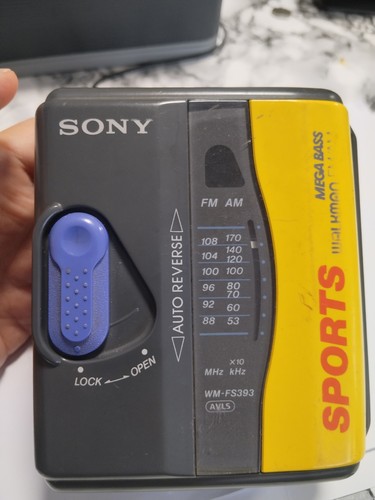 Sony yellow sports walkman - yellow,