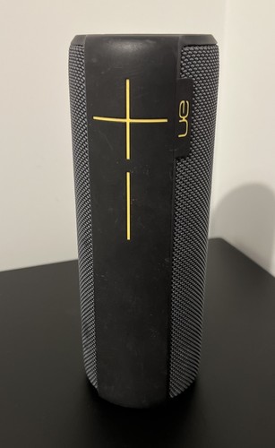 Ultimate ears megaboom - ears,