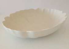 Hadida Soap Dish Stoneware Off-white Scallop Shape Unglazed