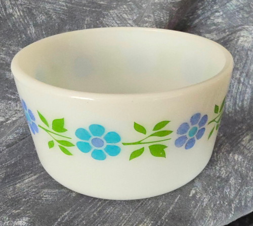 Jaj pyrex 676 - jaj,