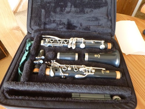 Clarinet yamaha 255 with - clarinet,
