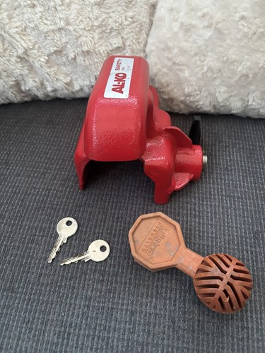 Caravan hitch lock with - caravan,