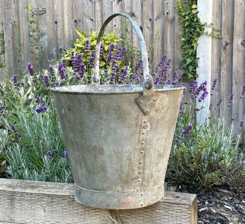 Vintage large riveted - large,