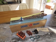 BT591: Lionel O gauge No 362 Barrel Loader - VGC / Boxed