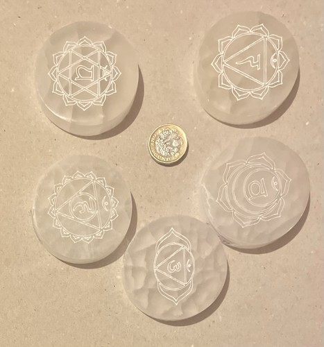 Chakra charge plate - charge, selenite