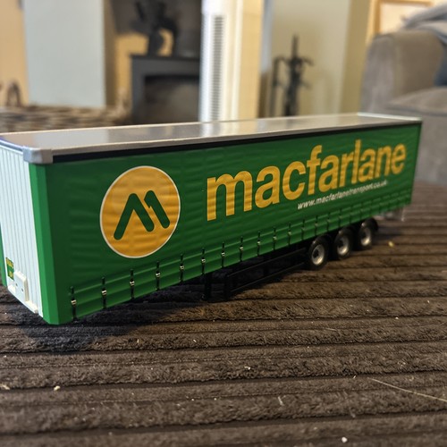 Corgi modern truck - modern, macfarlane