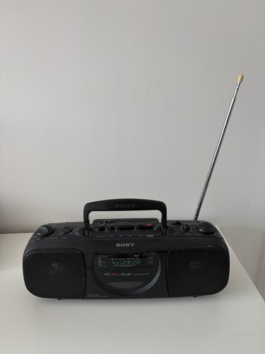 Sony radio casette player - sony,