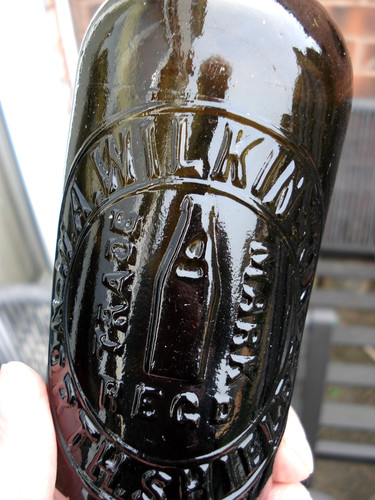 Lovely pictorial black - black, beer