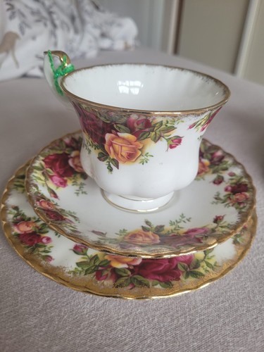 Royal albert bone china tea - albert,