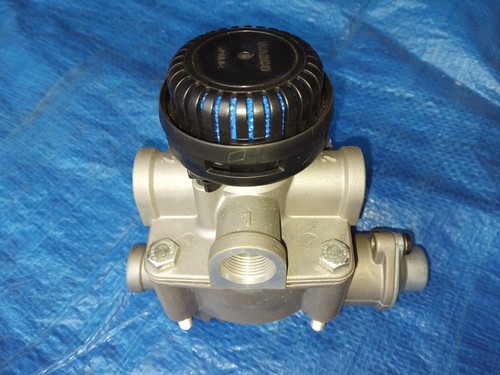 Wabco relay valve 9730111070 - wabco,