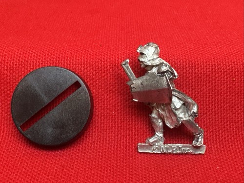 Uruk hai scout - uruk, sword