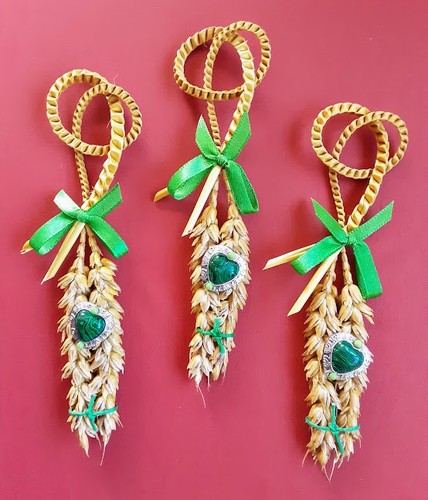 Corn dolly country favour - corn,