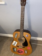 Yamaha Acoustic Guitar
