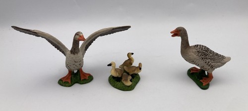 Schleich grey goose - grey,