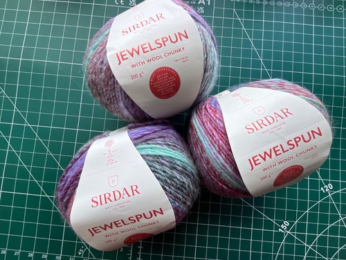 Sirdar jewelspun chunky yarn - jewelspun,
