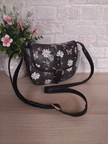 Butterfly floral dark - floral,