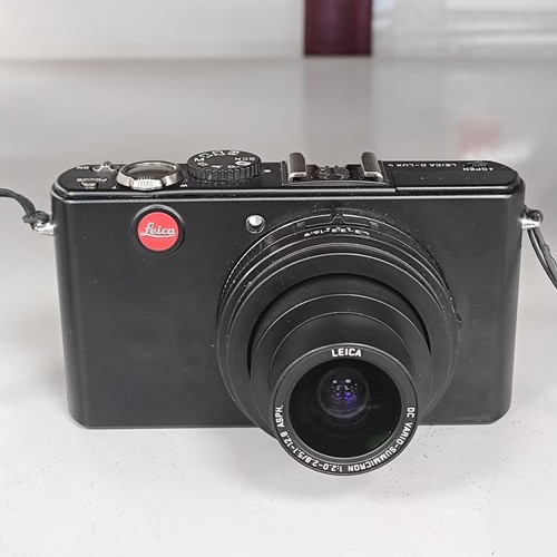 New leica lux 4 - leica,
