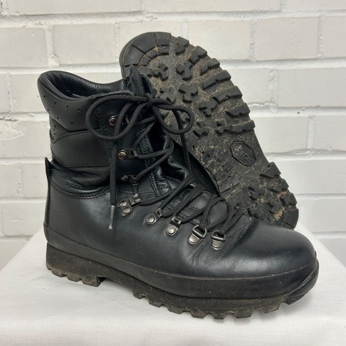 Altberg defender boots 8 - defender,