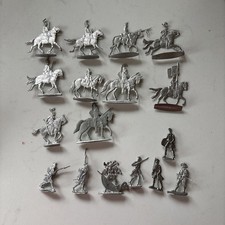 VINTAGE  FLAT LEAD SOLDIERS Job Lot
